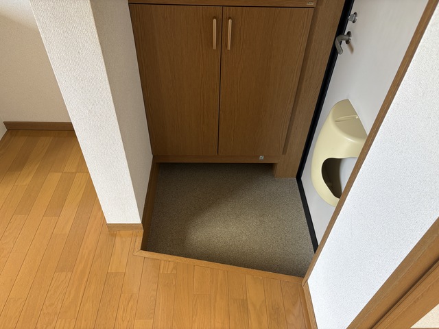 コーポ楓 201 玄関