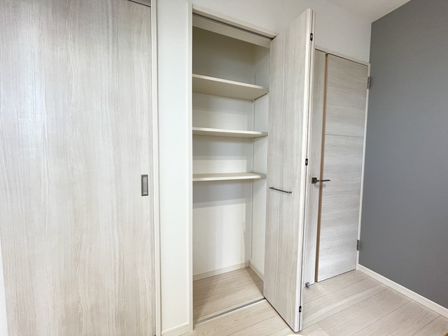 Crest　Court Ⅰ 303 収納