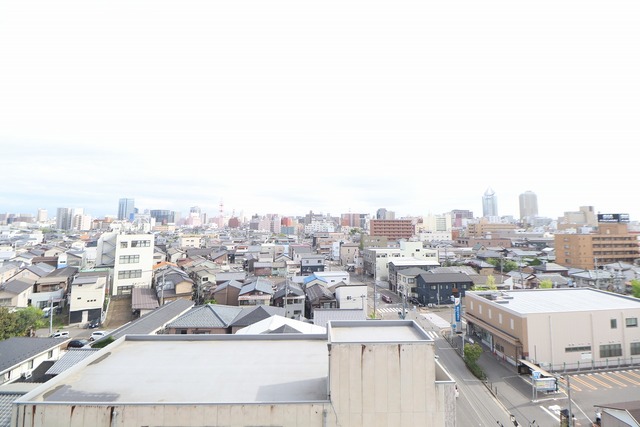 リアライズ西湊町通 807 眺望