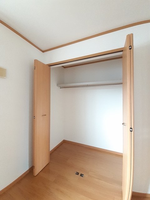 ノーブル 201 収納