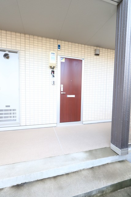 パステルリーフ　A 102 玄関