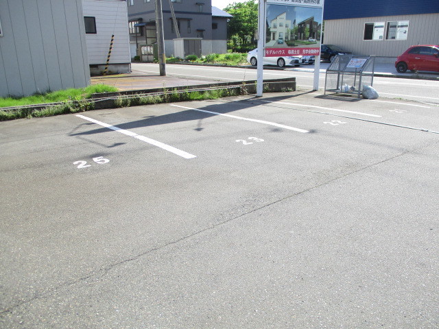 インターハウスＩ 207 駐車場