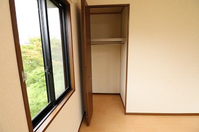 ヴィラジャスティス 202 収納