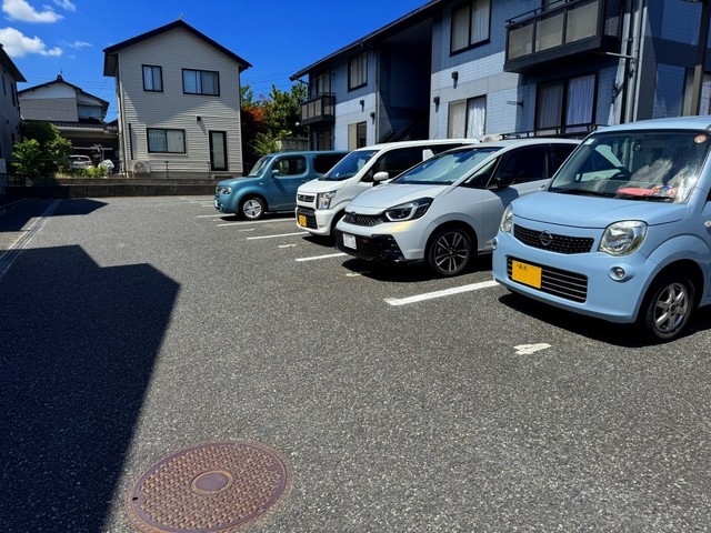 ハイム・ファンタジア B103 駐車場
