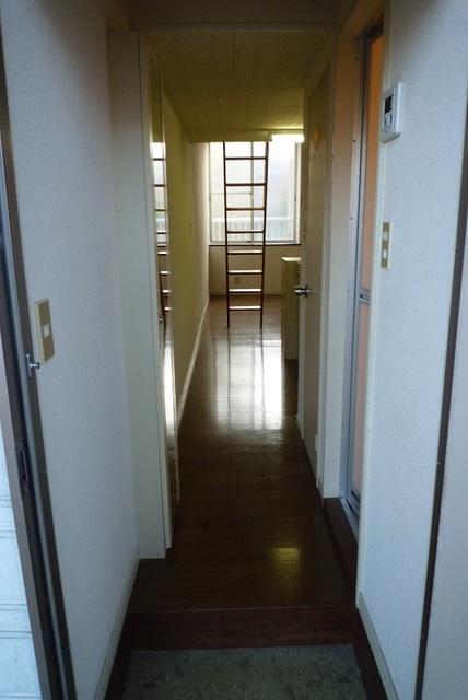 アメニティ城北 105 玄関