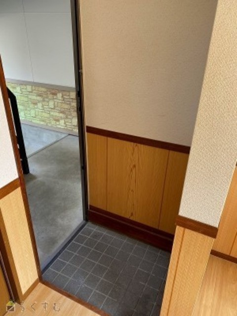 ハイツ希望３ 101 玄関