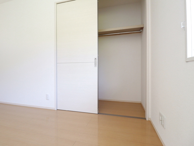 フォンティーヌ　壱番館 202 収納