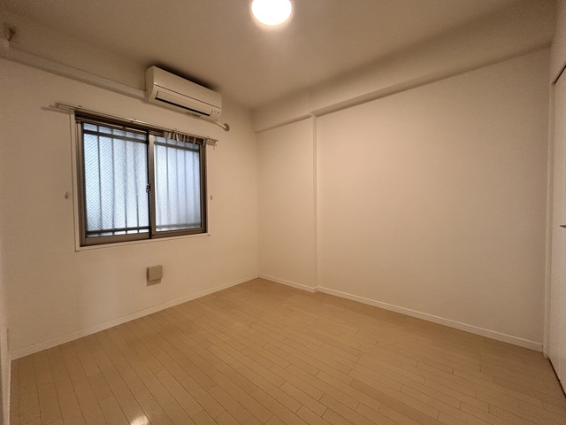 ダイアパレス川端町 902 リビング