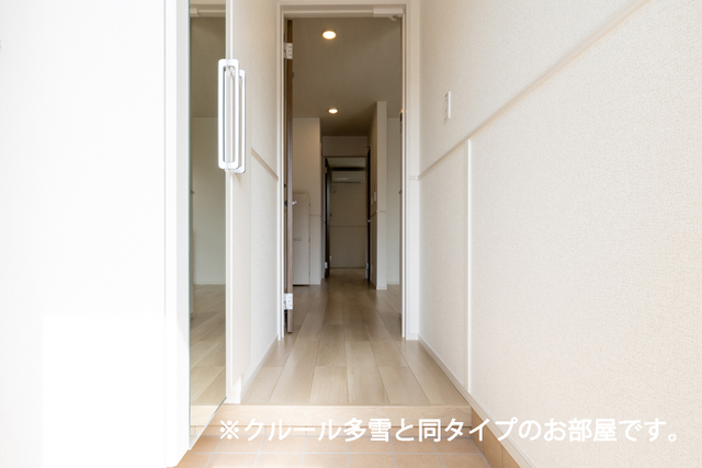 ベル　パトリ　Ａ 105 玄関