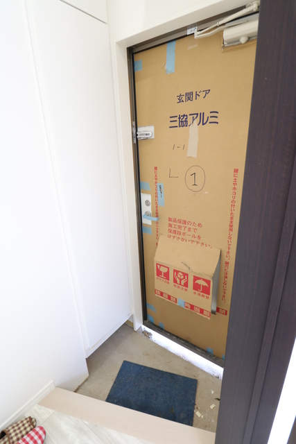 CASA　LIBERTA Ⅱ 103 玄関