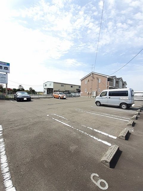 ラルジュ　シエル 201 駐車場