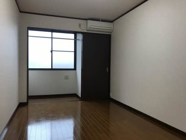 ハウス直　B 106 リビング