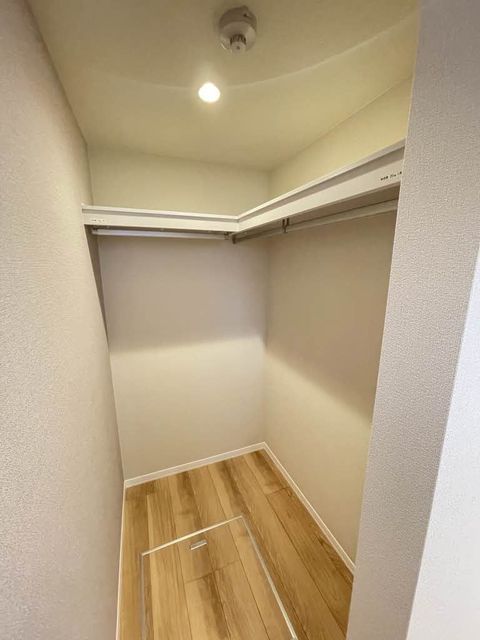 シャーメゾン笹和 305 収納