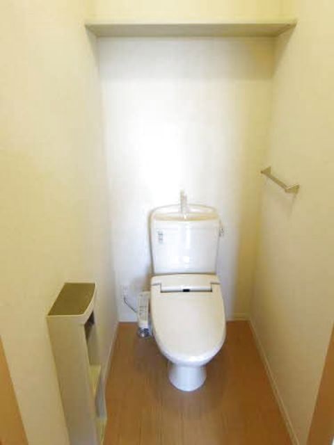 サザンルミエ 102 トイレ