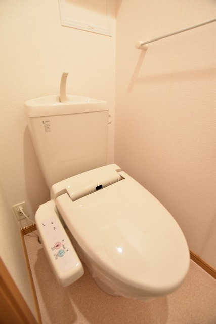 サンクレスト若草 202 トイレ