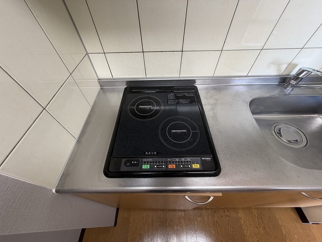 レジュイール東中通 605 キッチン