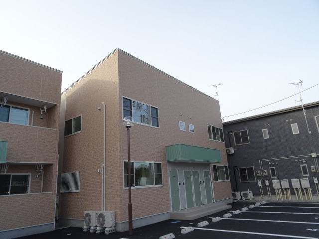 クレストコート公園前B 202 外観