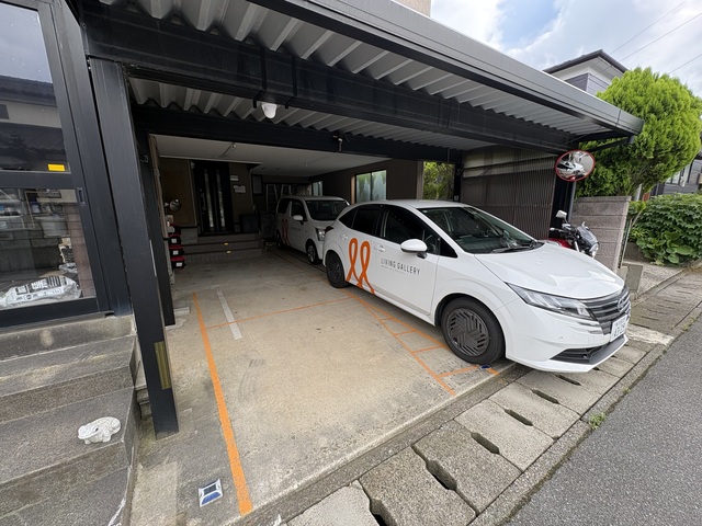 木崎戸建 0 駐車場