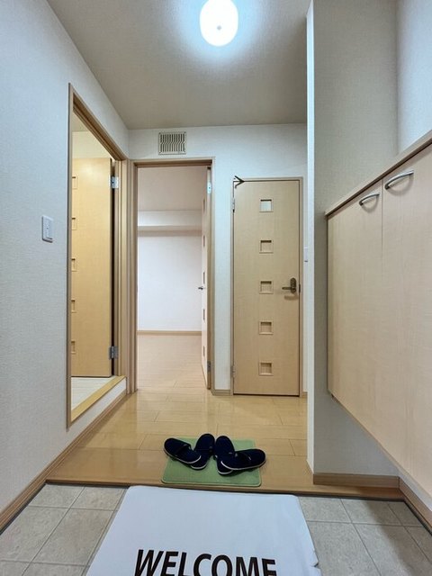 グランメール・カナ 303 玄関