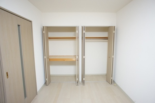 ＲＥＳＩＤＥＮＣＥ　Ｈｉｌｌ　Ｗｅｓｔ裏館 301 収納