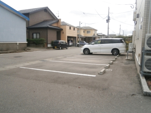 さくらこーと　A 101 駐車場