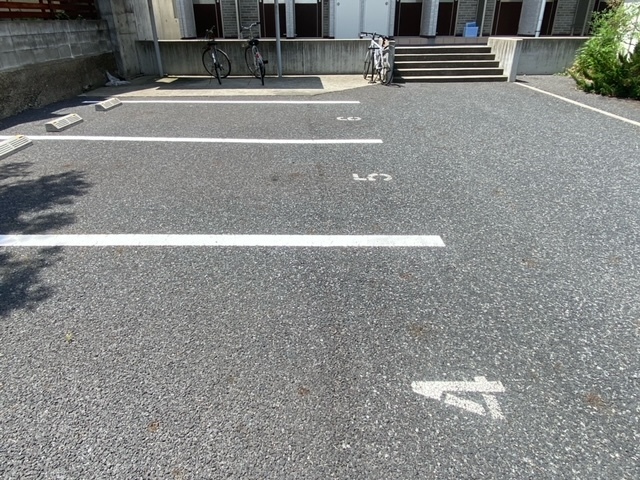 イニエ水道町 101 駐車場