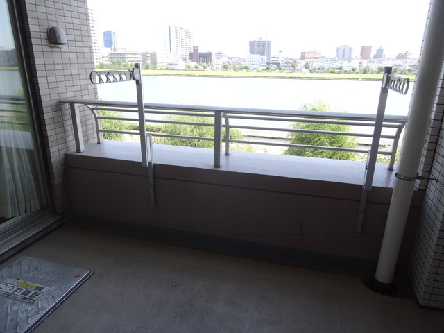 ダイアパレス川端町 502 バルコニー