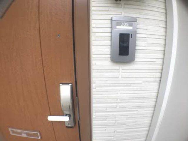 シャーメゾン宮原 102 玄関