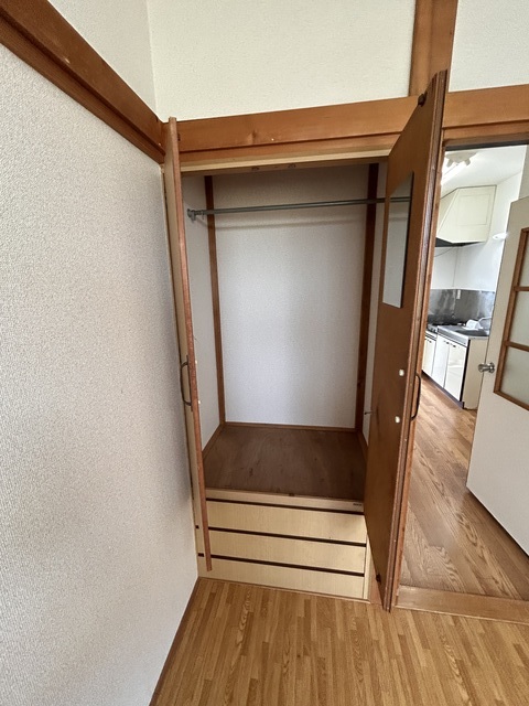 ジュネパレス 203 収納