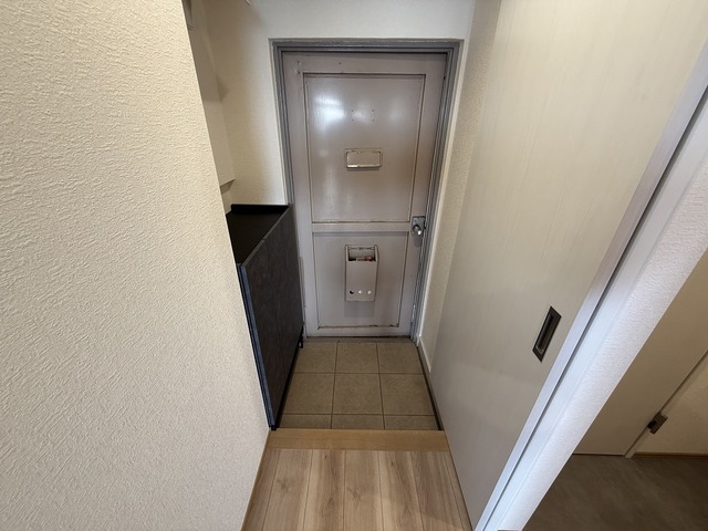 旭ハウス 6B 玄関