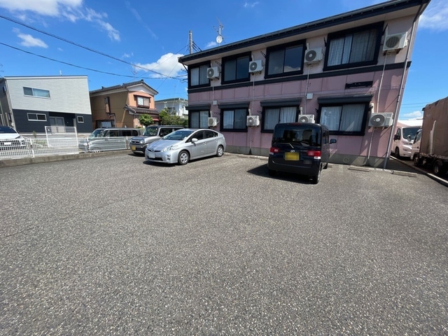 ビオラセア 202 駐車場