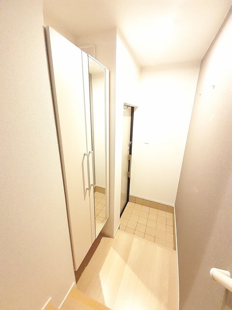 グリーンビレッジ 201 玄関