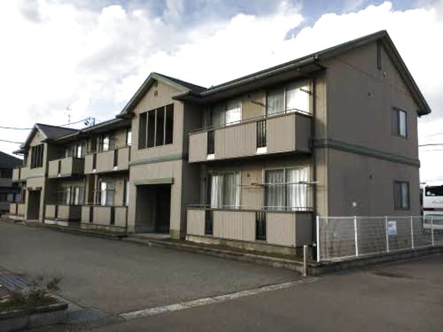 ザリーヤ　A 102 駐車場