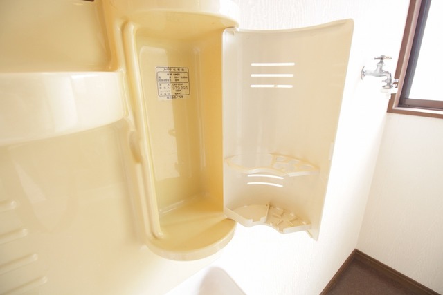 コーポアイリス　３号棟 2-2 収納