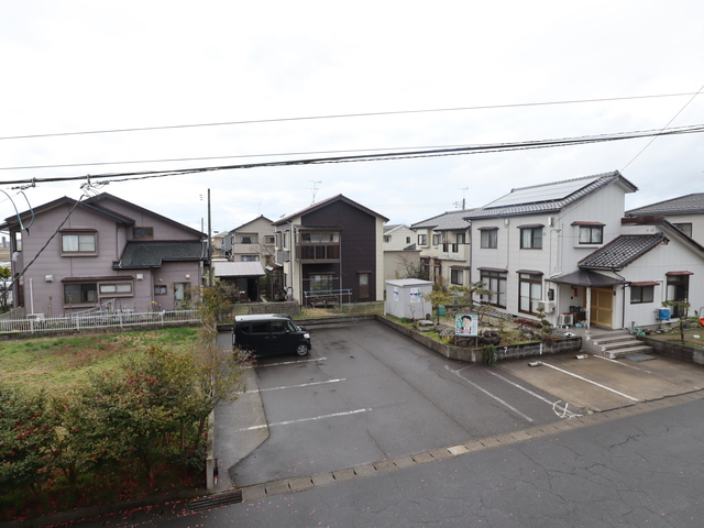 佐々木アパート 203 駐車場