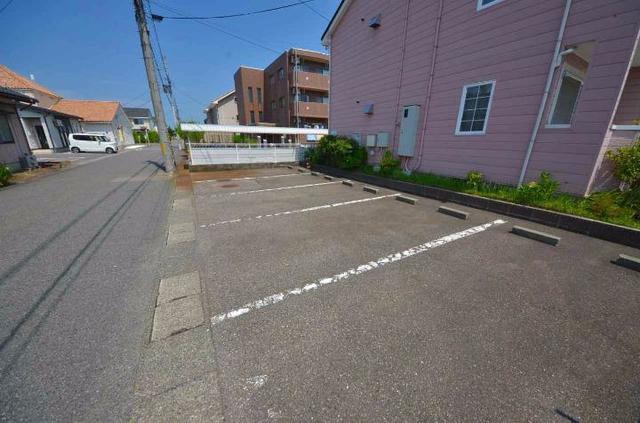 ウイングパレスＡ 203 駐車場