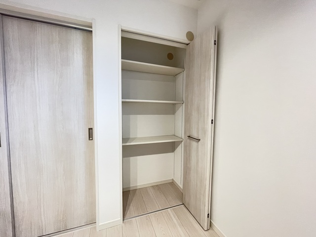 Crest　Court Ⅰ 303 収納