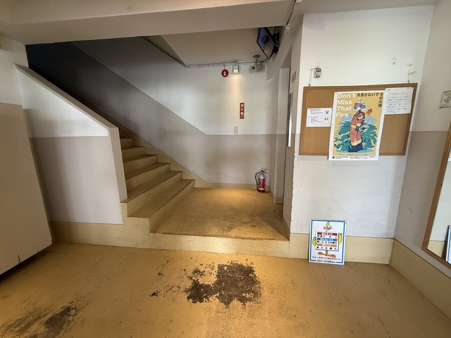 旭ハウス 6B 玄関