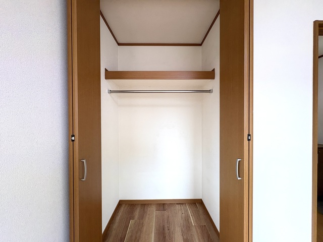 コスモビレッジ松浜新町 201 収納