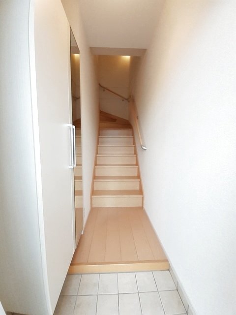 サウス　タウン 203 玄関