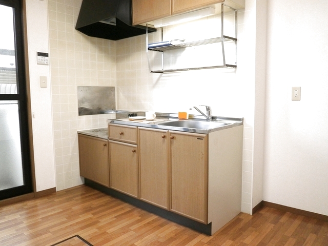 クレストハイツ　A 102 キッチン