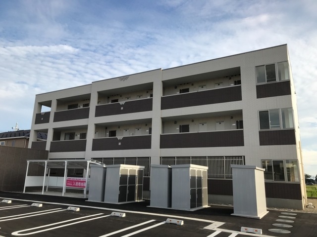 ビオロン 105 玄関