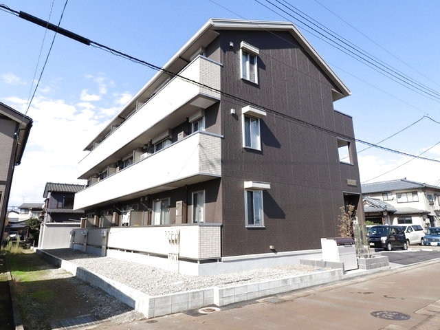 アンジュール・オッツ 202 外観