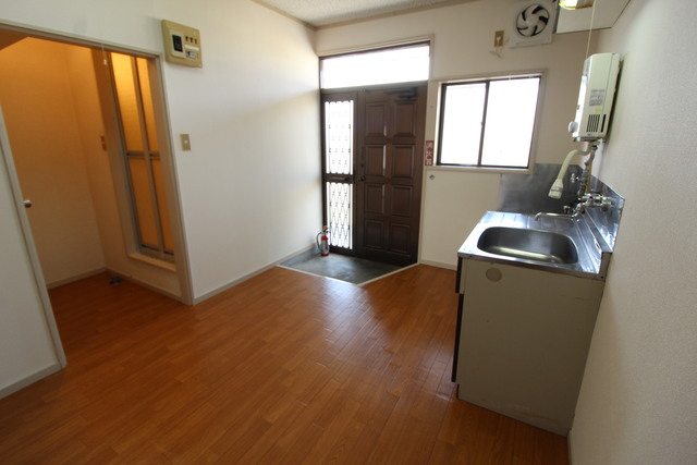 ハイライフ鳥屋野 205 キッチン