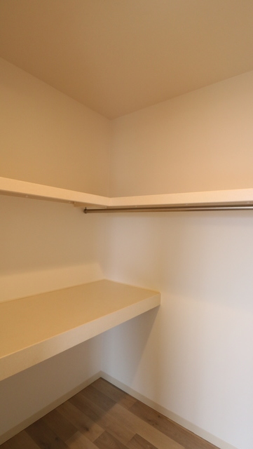 ＲＥＳＩＤＥＮＣＥ Ｈｉｌｌ Ｅａｓｔ河渡 207 収納