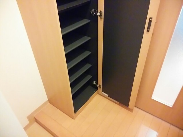 パストラルパンド 301 玄関