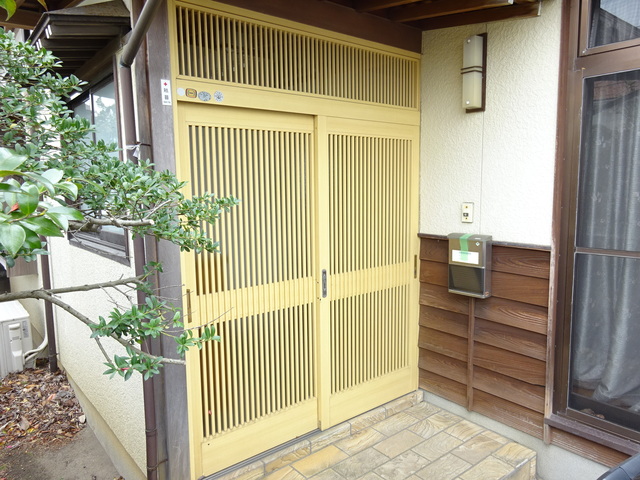 青山７丁目貸家 0 玄関