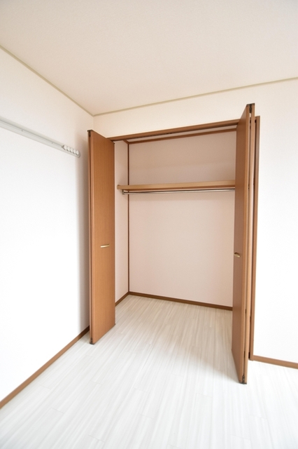 アクアグレイス　A 202 収納