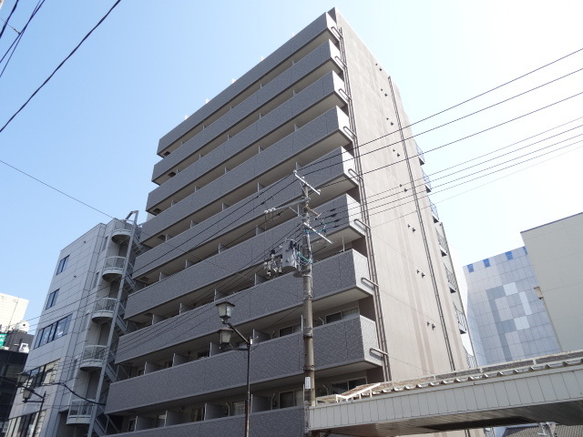 パンウエストリート 406 外観