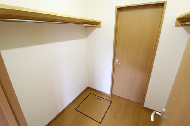 サンライズ 1-10 収納